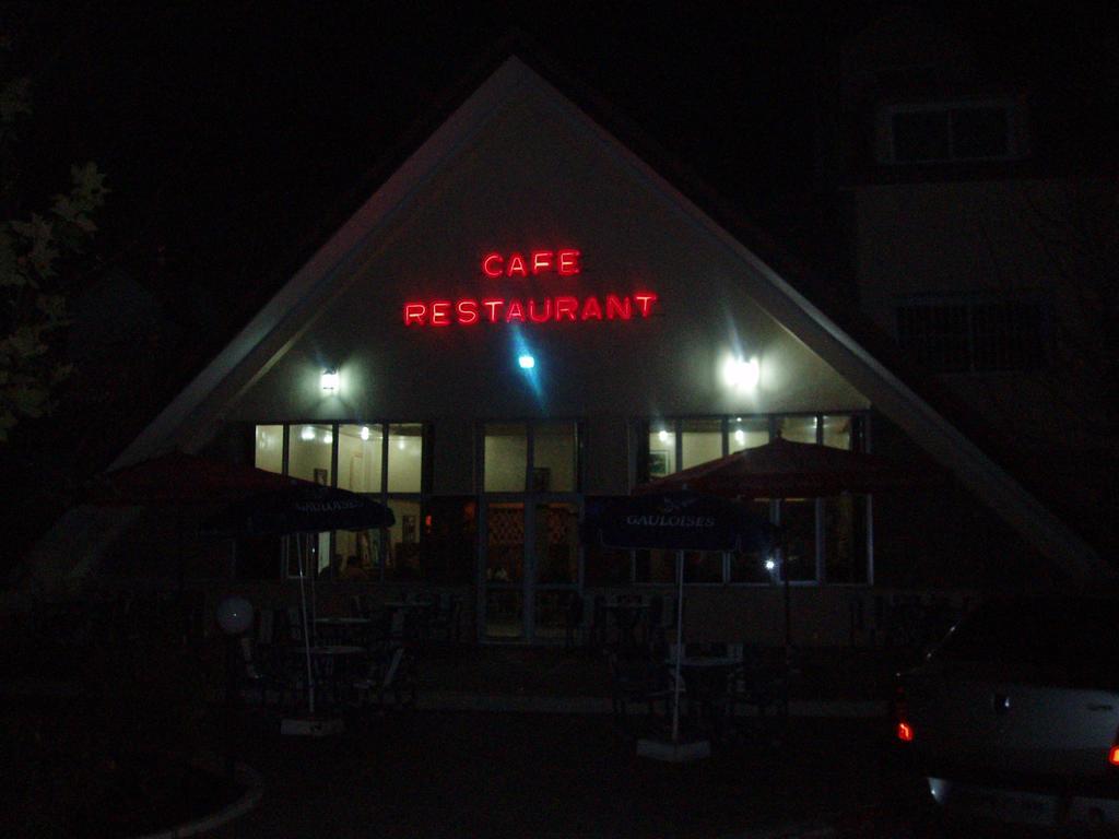 乐雷斯拉斯艾尔马阿酒店 伊夫兰 外观 照片